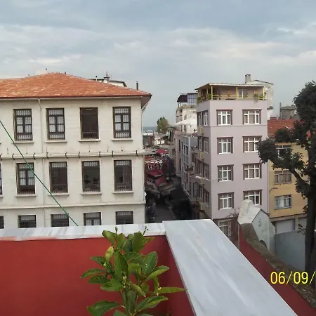 Kumpo House Balcony